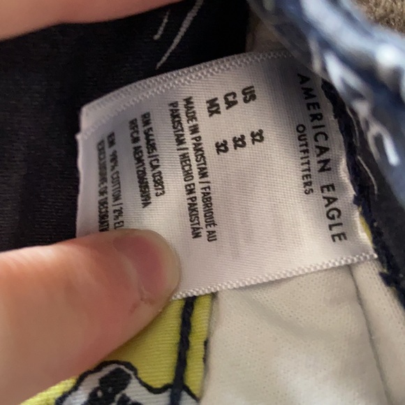 Worn 1x AE Next Level Flex Shorts - Picture 4 of 4